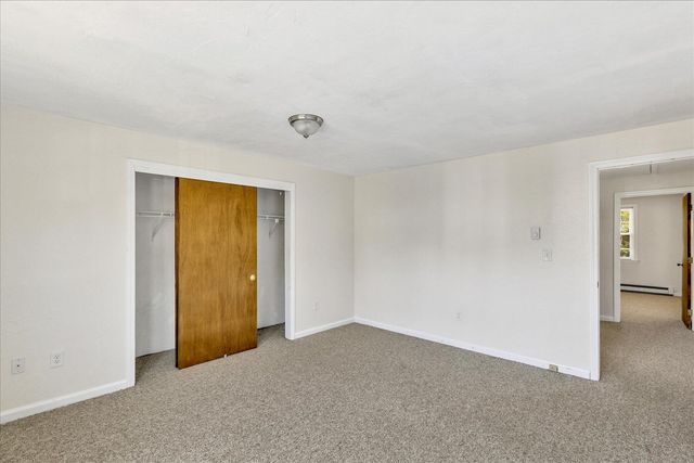 300 Falmouth Road APT 16F, Mashpee, MA 02649