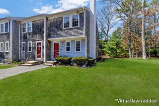 300 Falmouth Road APT 16F, Mashpee, MA 02649