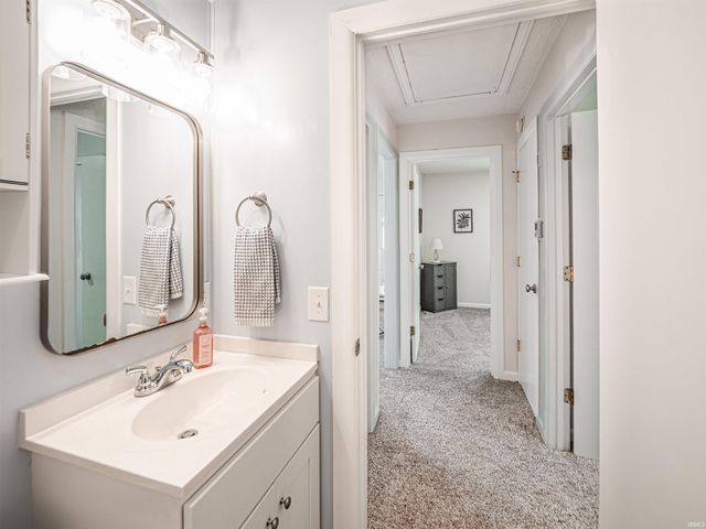 2013 Margybeth Avenue, Evansville, IN 47714