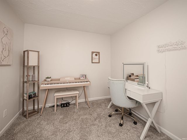 2013 Margybeth Avenue, Evansville, IN 47714