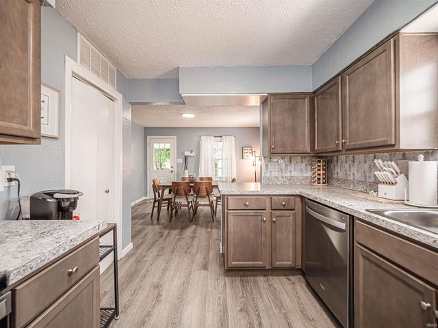 2013 Margybeth Avenue, Evansville, IN 47714