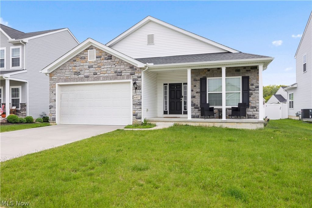 6457 Fawn Lane, North Ridgeville, OH 44039