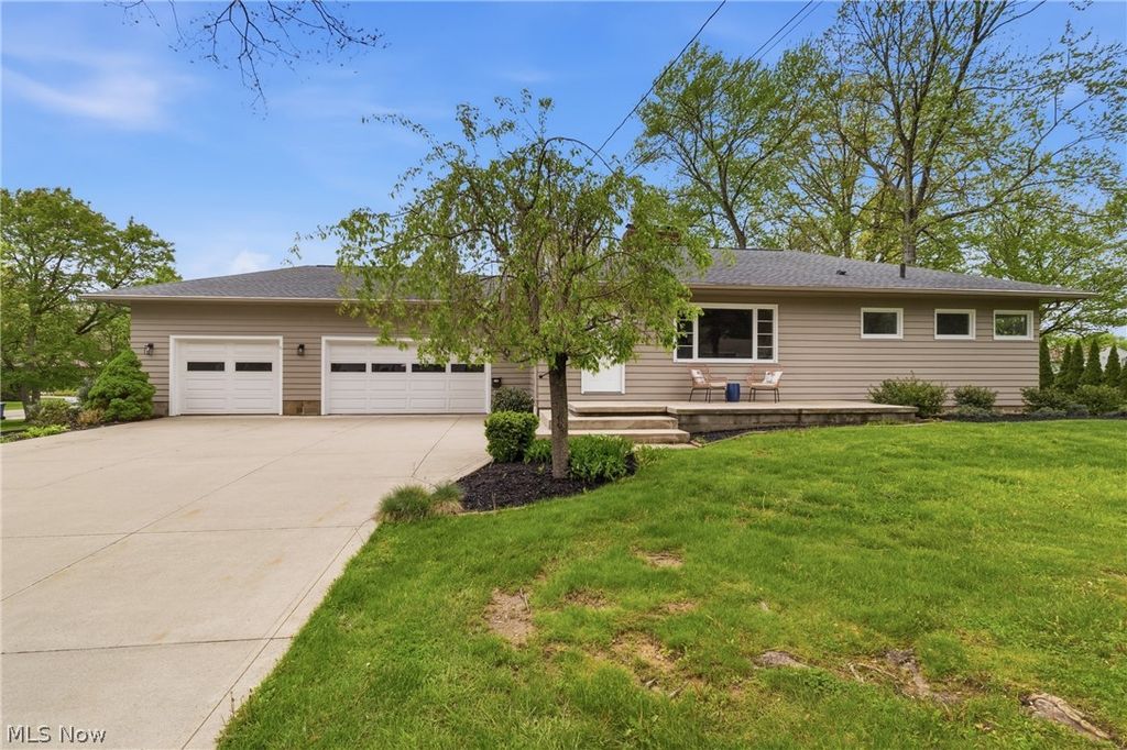 367 Willson Avenue, Tallmadge, OH 44278