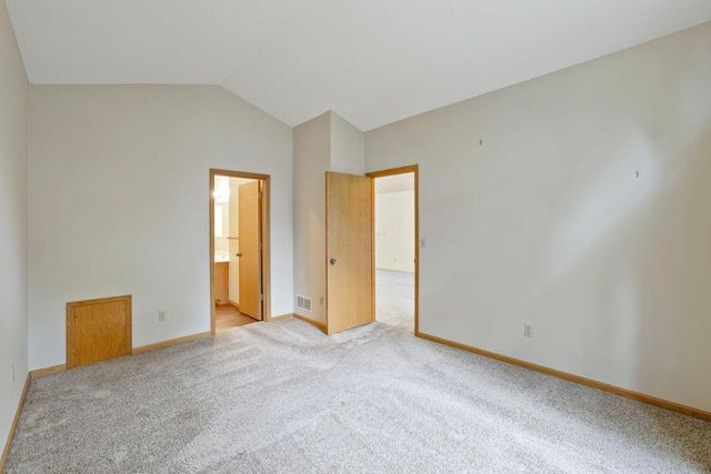 539 Lovell Avenue, Roseville, MN 55113