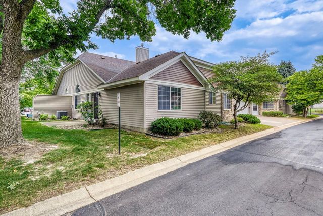 539 Lovell Avenue, Roseville, MN 55113