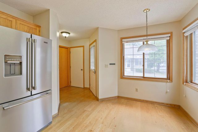 539 Lovell Avenue, Roseville, MN 55113