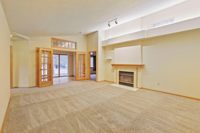 539 Lovell Avenue, Roseville, MN 55113