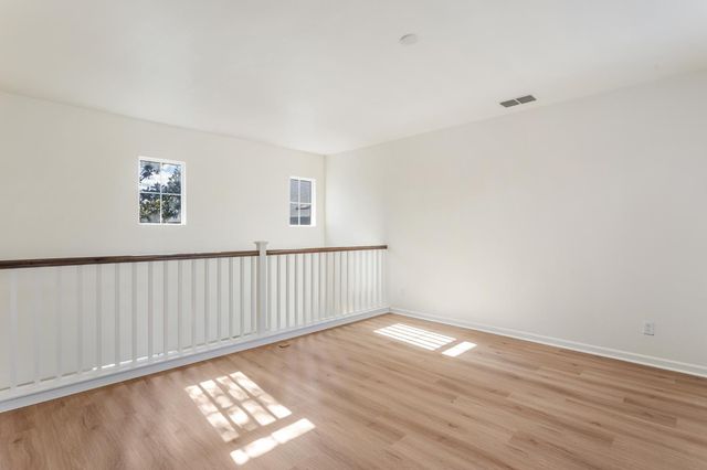 832 Copper Ln, West Sacramento, CA 95691