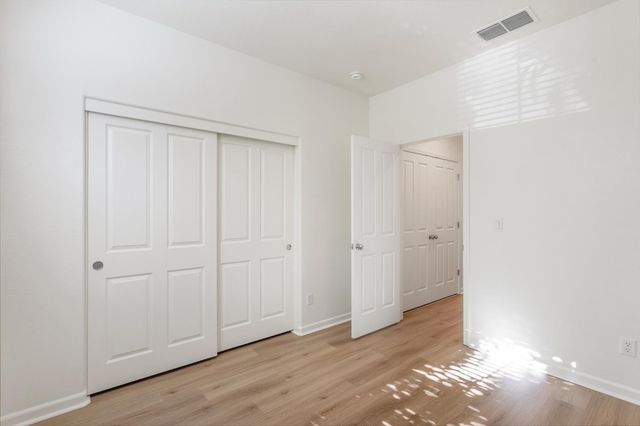 832 Copper Ln, West Sacramento, CA 95691