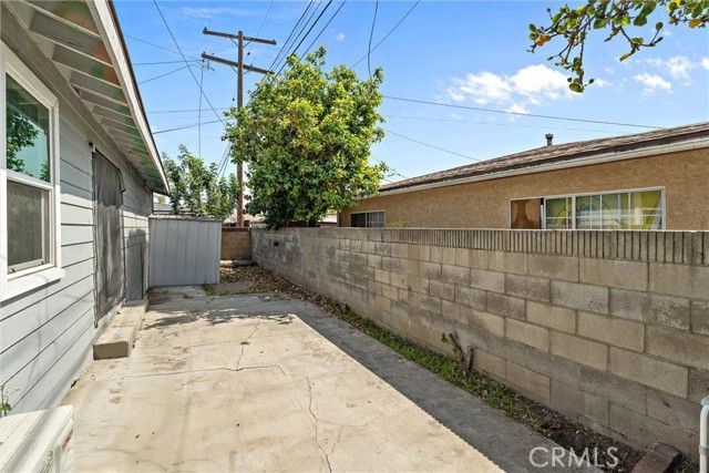 8728 Flower, Bellflower, CA 90706