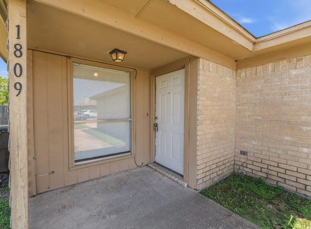 1809 San Rafael Street, Fort Worth, TX 76134