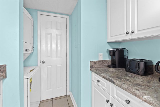 327 E Beach Boulevard 1B, Gulf Shores, AL 36542