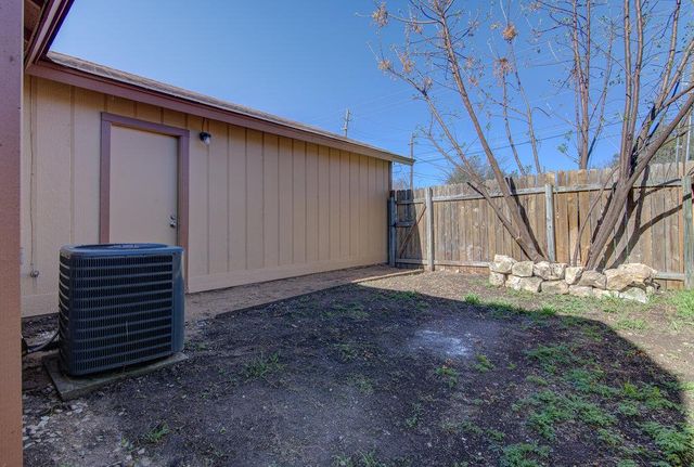 8200 West Gate BLVD A, Austin, TX 78745