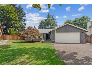 8720 Sw SUFFOLK Ct, Beaverton, OR 97008