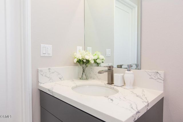 3682 Harriman Avenue 2, Los Angeles, CA 90032