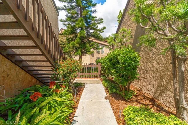 7890 E Spring 14A, Long Beach, CA 90815