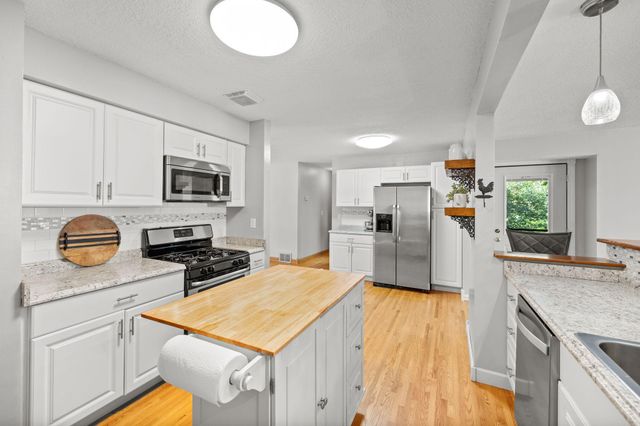 6716 Jefferson Street NE, Fridley, MN 55432