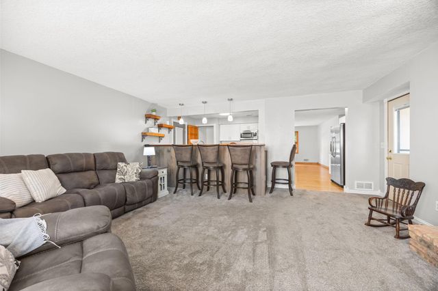 6716 Jefferson Street NE, Fridley, MN 55432