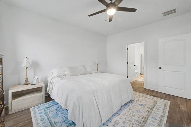 6492 Island Edge Dr, Gonzales, LA 70737