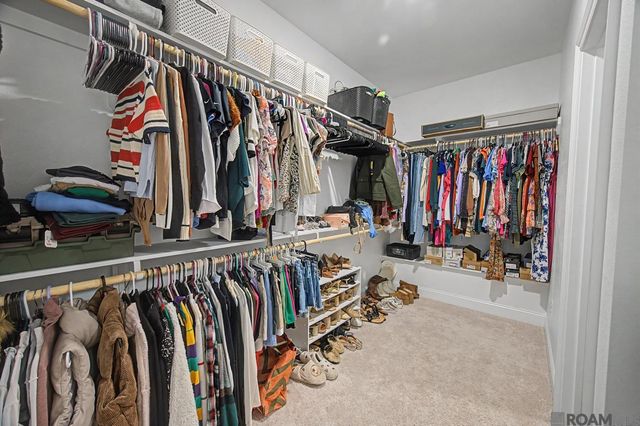 6492 Island Edge Dr, Gonzales, LA 70737