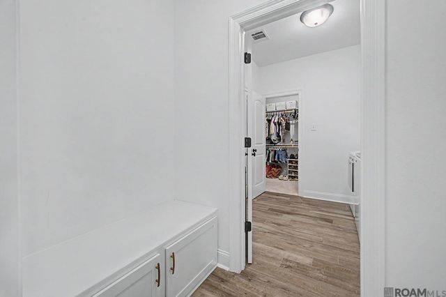 6492 Island Edge Dr, Gonzales, LA 70737