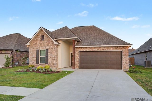 6492 Island Edge Dr, Gonzales, LA 70737