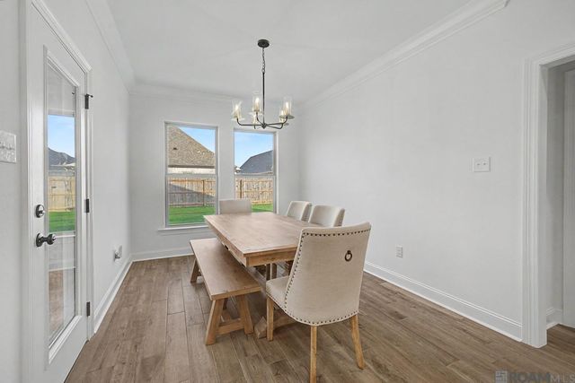 6492 Island Edge Dr, Gonzales, LA 70737