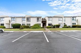 3908 Whispering Oaks Pl Apt 201, Virginia Beach, VA 23455