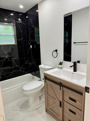 2812 F Road, Loxahatchee Groves, FL 33470