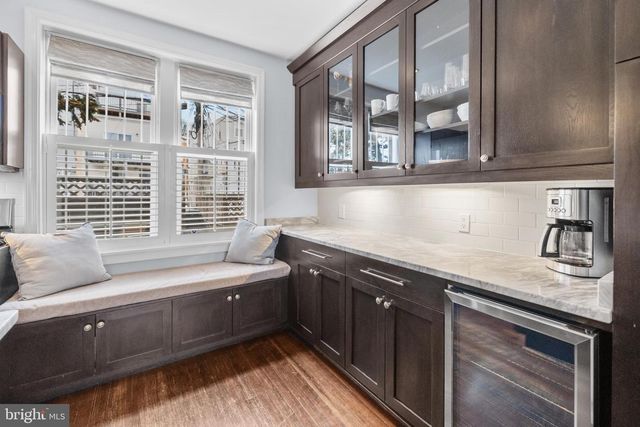 2132 NEWPORT PL NW, Washington, DC 20037