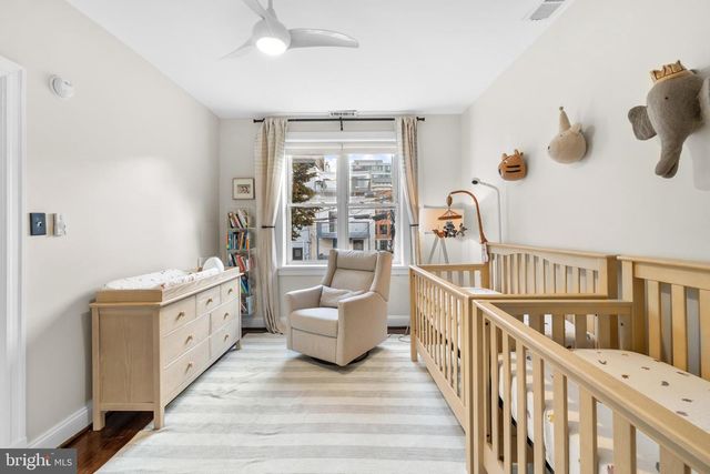 2132 NEWPORT PL NW, Washington, DC 20037