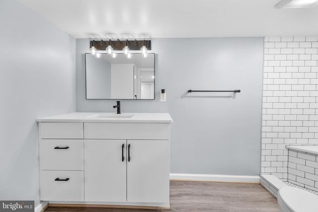 2132 NEWPORT PL NW, Washington, DC 20037