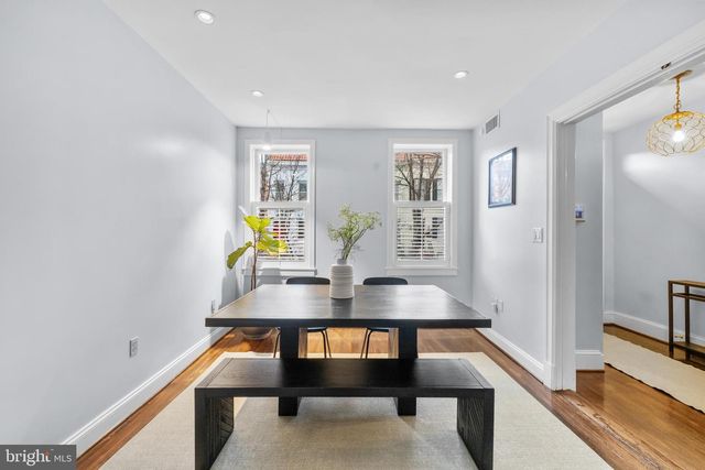 2132 NEWPORT PL NW, Washington, DC 20037