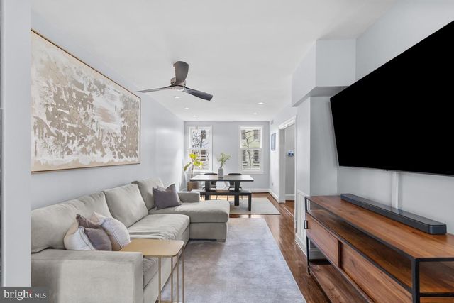 2132 NEWPORT PL NW, Washington, DC 20037