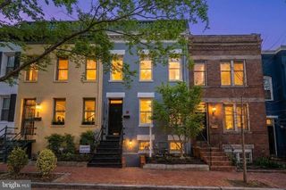 2132 NEWPORT PL NW, Washington, DC 20037