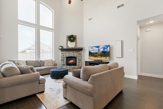 829 Pier Street, Little Elm, TX 76227