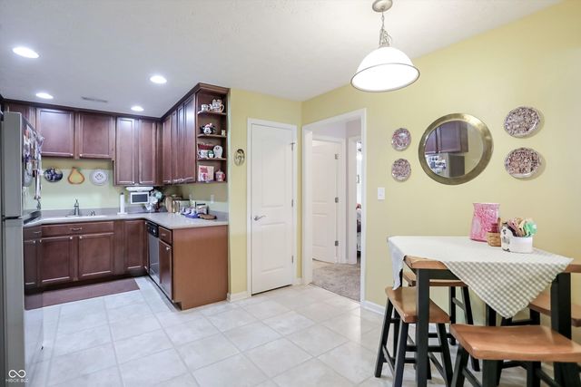 5517 Blairwood Drive, Indianapolis, IN 46237