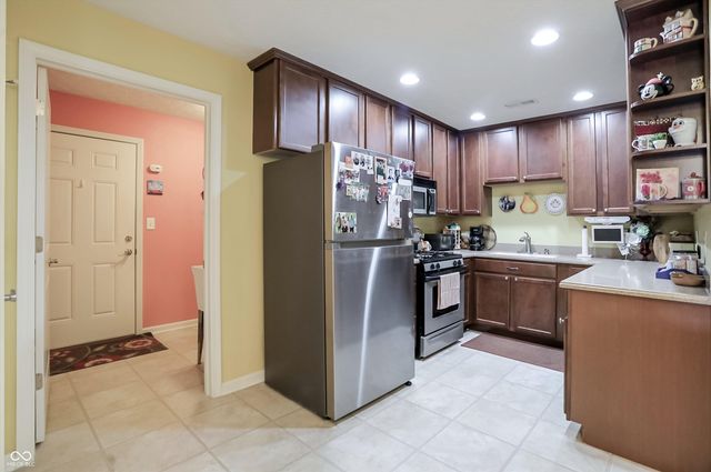 5517 Blairwood Drive, Indianapolis, IN 46237