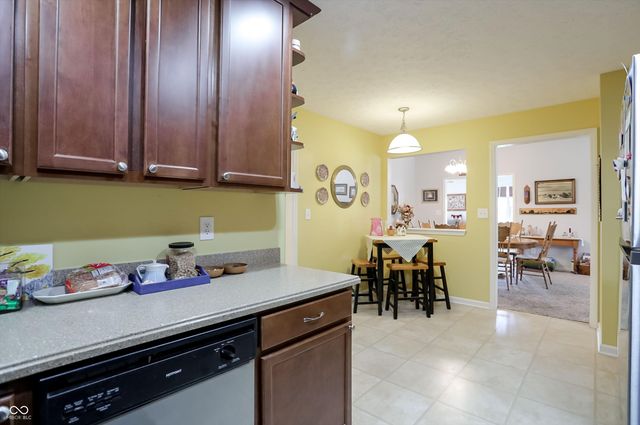 5517 Blairwood Drive, Indianapolis, IN 46237
