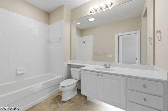 15598 Latitude DR, Bonita Springs, FL 34135