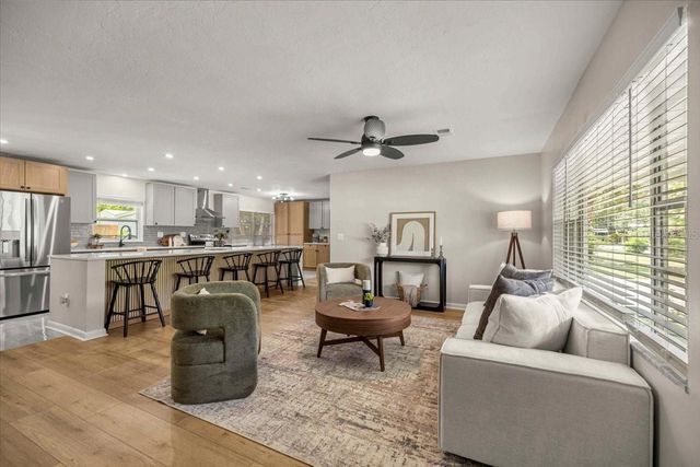 912 NE 17TH COURT, Ocala, FL 34470