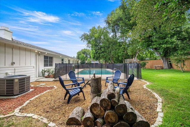 912 NE 17TH COURT, Ocala, FL 34470