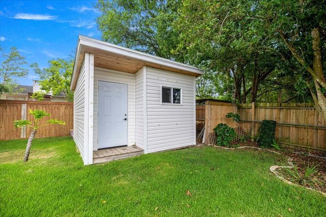 912 NE 17TH COURT, Ocala, FL 34470