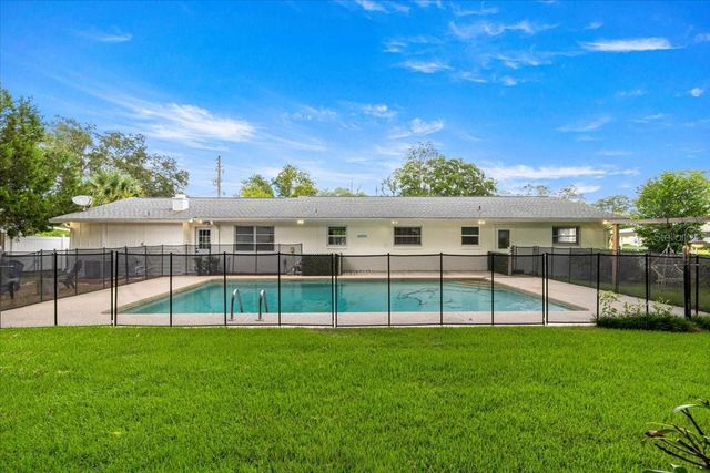 912 NE 17TH COURT, Ocala, FL 34470