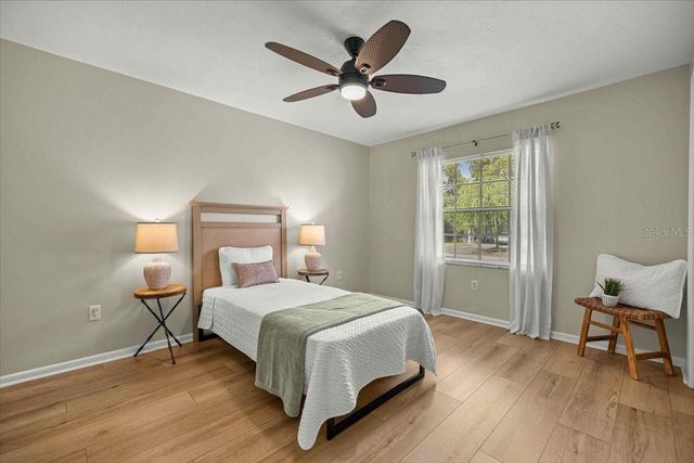 912 NE 17TH COURT, Ocala, FL 34470