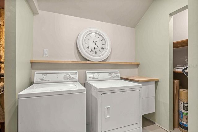 912 NE 17TH COURT, Ocala, FL 34470