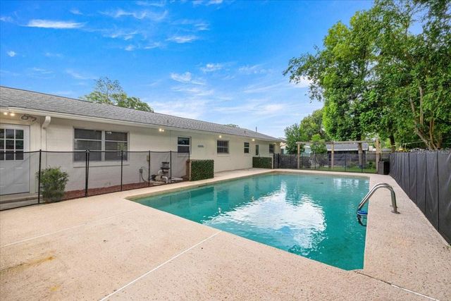 912 NE 17TH COURT, Ocala, FL 34470