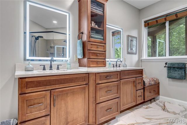 3010 Elm Street, St Charles, MO 63301