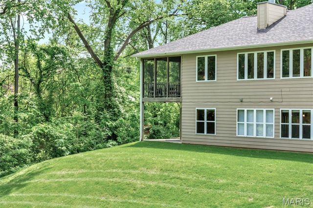3010 Elm Street, St Charles, MO 63301