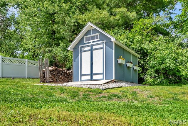 3010 Elm Street, St Charles, MO 63301